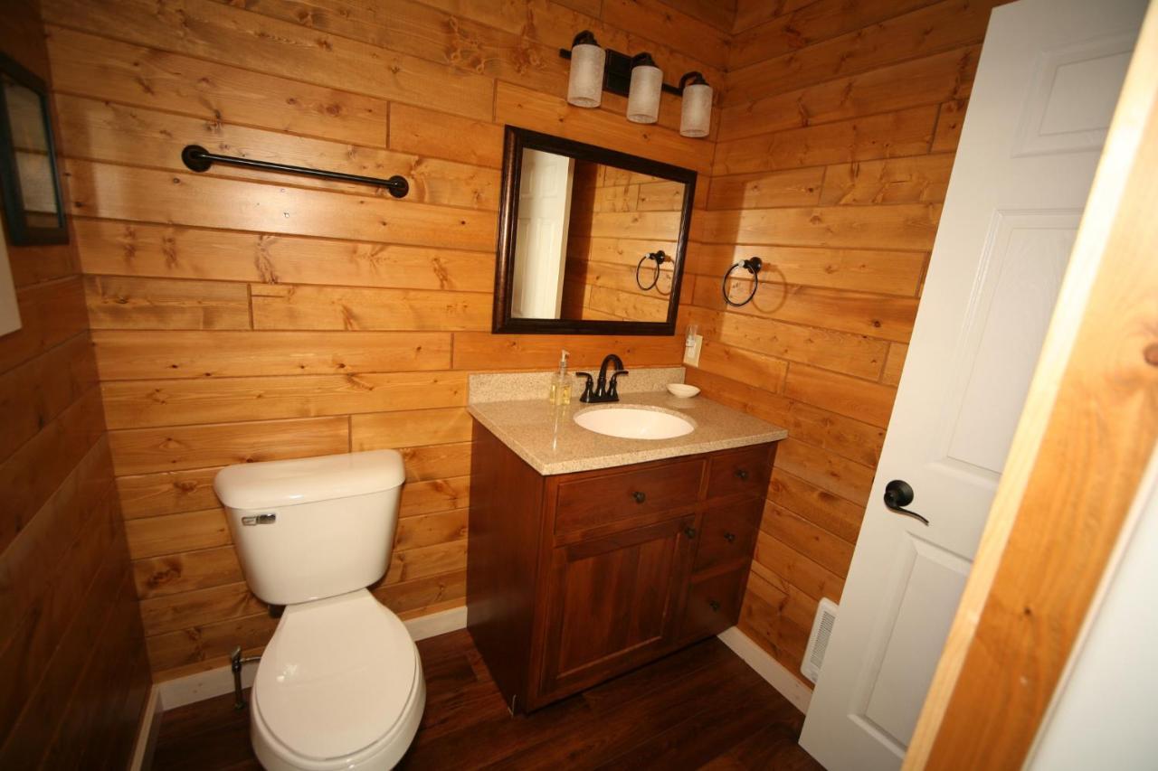 Land O'Lakes Deerwood Resort - Whippoorwill Cabin מראה חיצוני תמונה