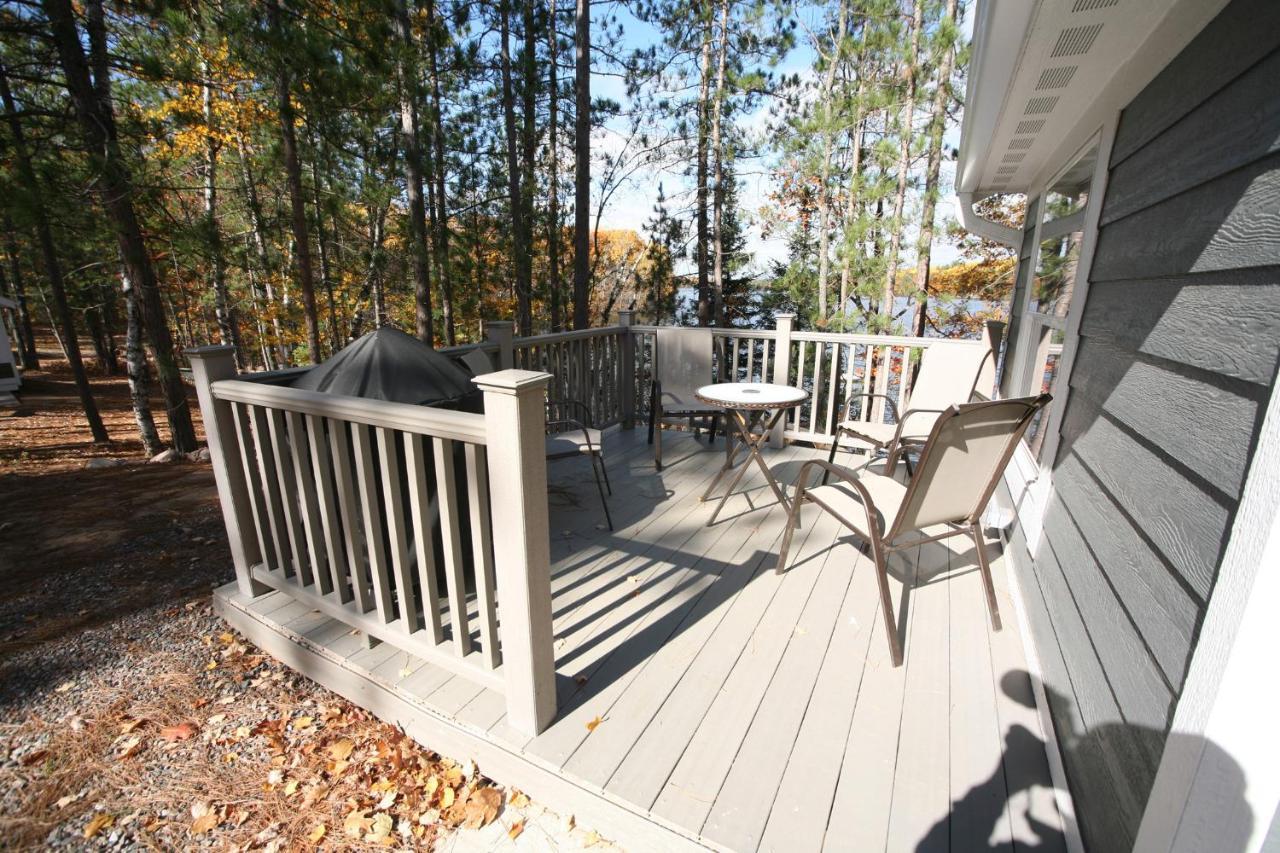 Land O'Lakes Deerwood Resort - Whippoorwill Cabin מראה חיצוני תמונה